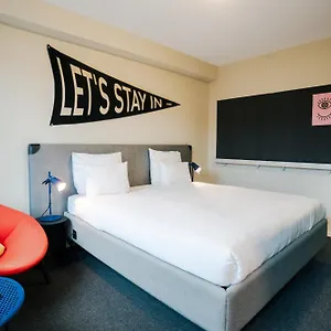 The Social Hub Hotel